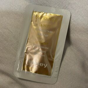 Sisley SUPREMŸA At Night anti-aging skin care